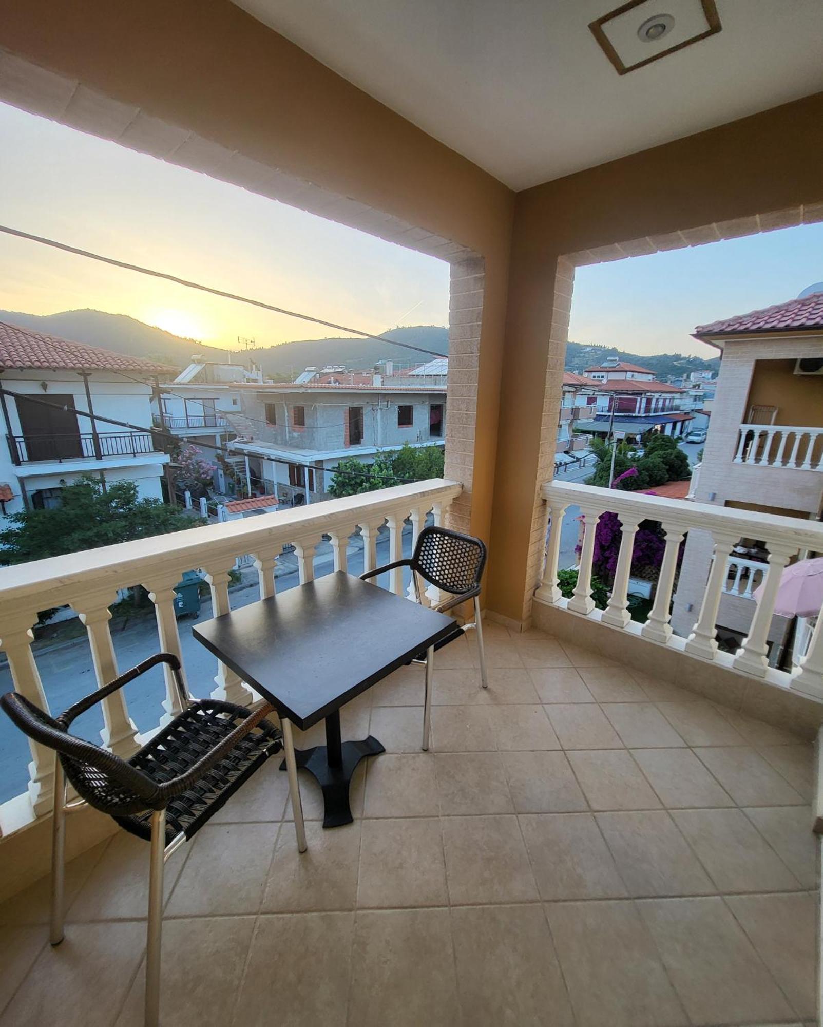 House Spanos Sarti Pokoj fotografie